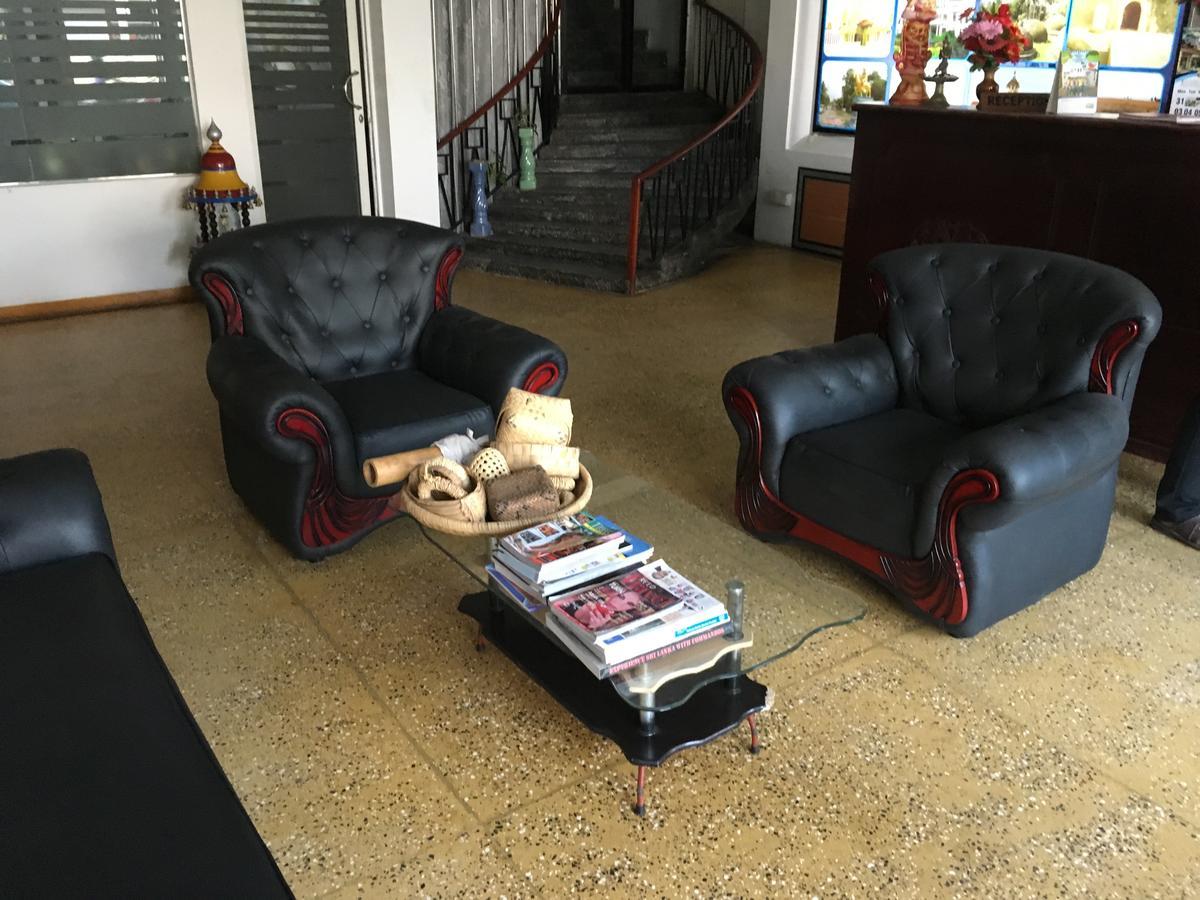 Gnaanams Hotel And Restaurant Jaffna Luaran gambar